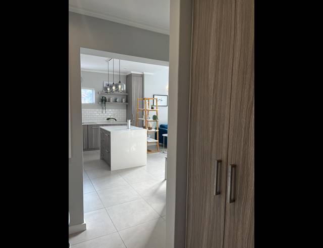 2 BEDROOM APARTMENT RENTED IN MORNINGSIDE